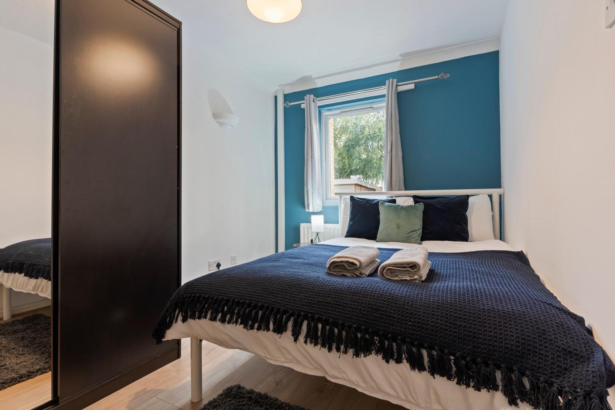 Lovely 4Br House In The City With Parking Londra Dış mekan fotoğraf